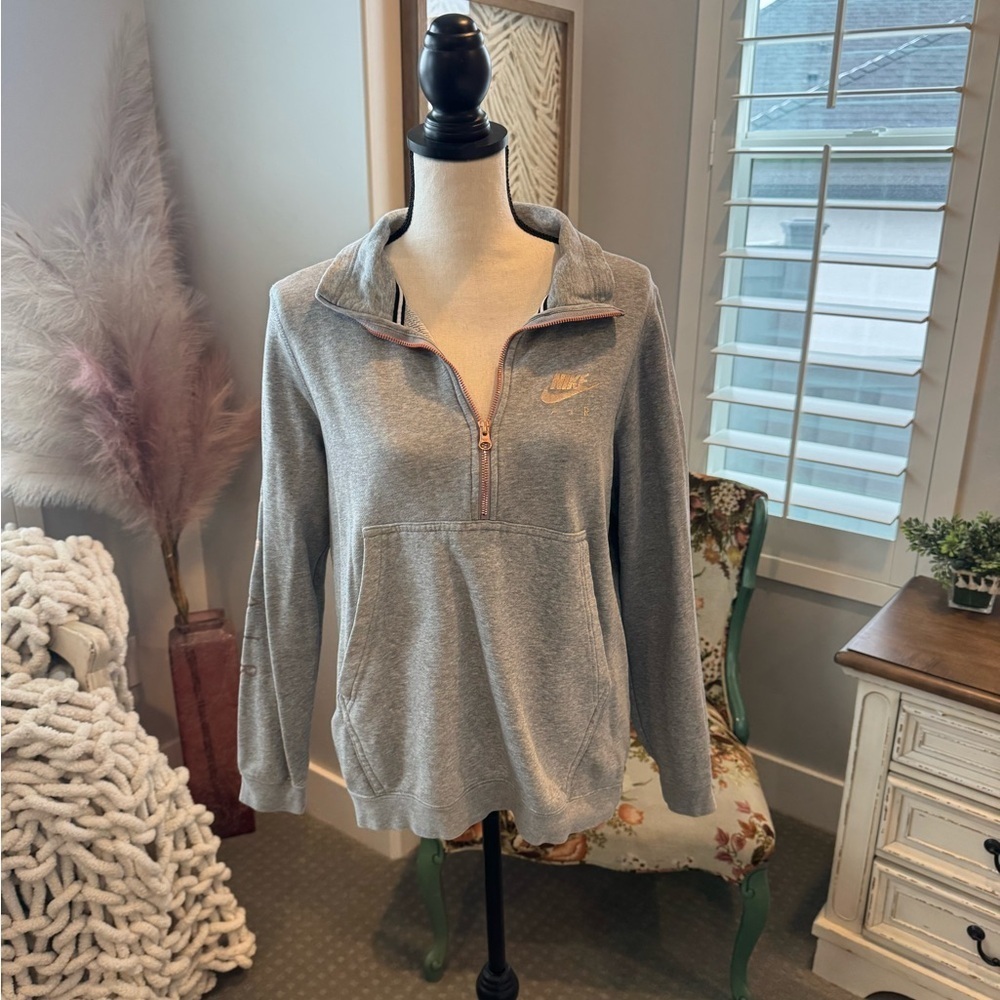 Nike Air Rose-Gold 1/4 Zip Pullover – Women’s Medium